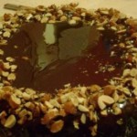 Шоколадный торт с миндалём